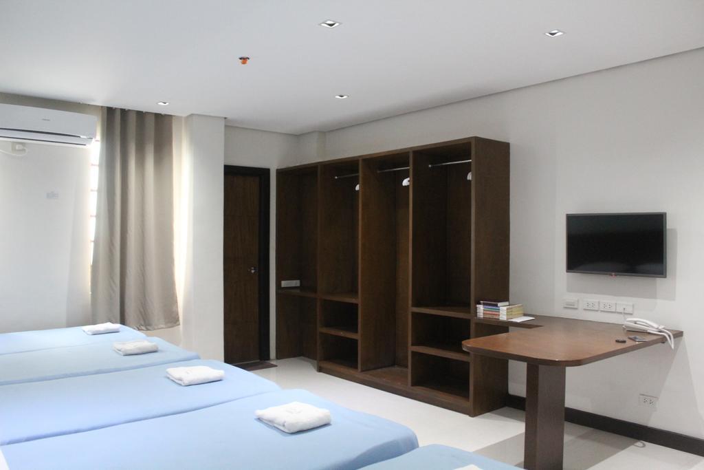 West Makati Hotel Makati City Habitación foto