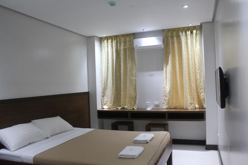 West Makati Hotel Makati City Habitación foto